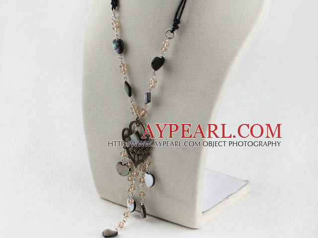 krystall og hjerte form svart leppe shell halskjede med uttrekkbare kjeden