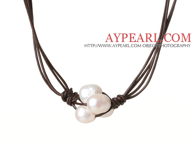 Μόδα Απλή Design 10-11mm λουλούδι σχήμα White Pearl Χάντρες με σκούρο καφέ δέρμα κολιέ