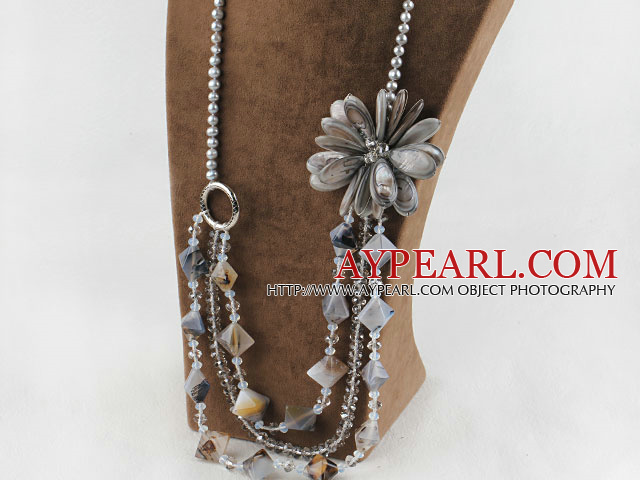 Big Stil Pearl Crystal og Gray Shell Flower part halskjede