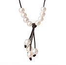 Fashion Simple Design 10-11mm White Freshwater Pearl Pendant Necklace with Dark Brown Leather