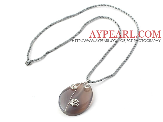 Enkel stil oval form Gray Agate Pendant Halsband med grå tråd