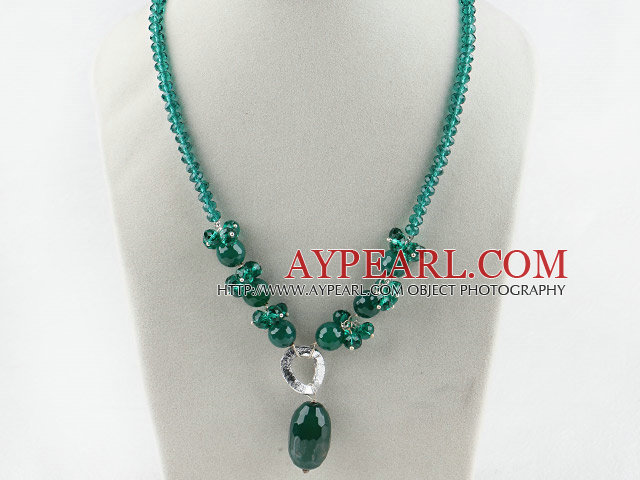 18.1 inches green color crystal and agate pendant necklace 