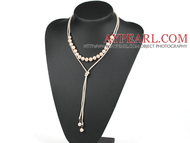 Einfaches Design Natürliche rosa Süßwasser-Zuchtperlen Halskette mit weiß Cord