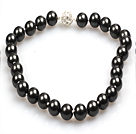 14mm Black Color Round Sea Shell Beaded Necklace with Magnetic Clasp