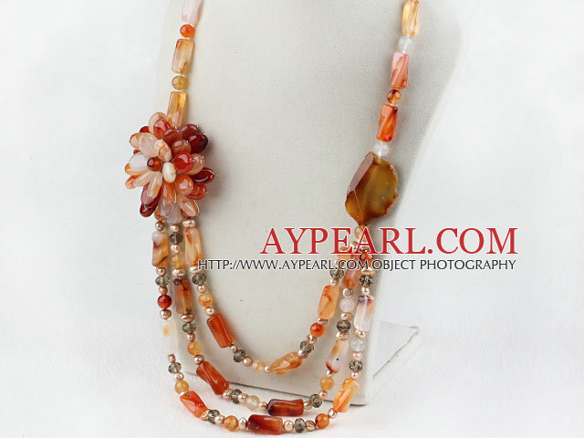 Assorted Pearl og Natural Color Agate Flower part halskjede