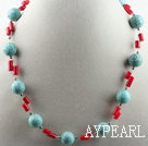 Turquoises simple brin assortis et collier de corail rouge avec fermoir