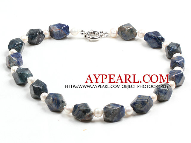 Simple Single Strand blanc naturel perles d'eau douce Collier Sodalite avec fermoir clair de lune