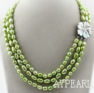 Trois brins 8-9mm vert pomme Couleur Perle baroque Collier avec fermoir coquillage blanc