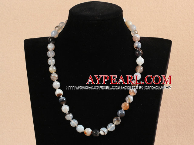 Classic Design 10mm Round Gray Agate Beaded Necklace