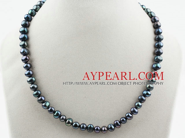 Single Strand 8-9mm Round Black Freshwater Pearl Beaded Necklace