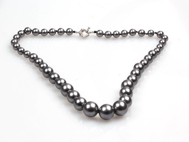 Elegant Design Grey Black Seashell Graduated Beaded Necklace