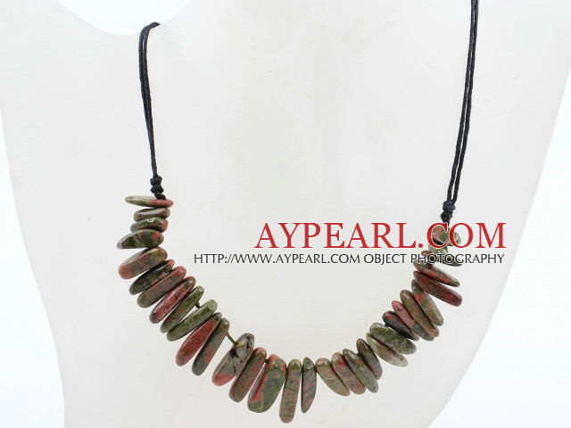 Simple Design Green Piebald Stone Necklace with Black Thread