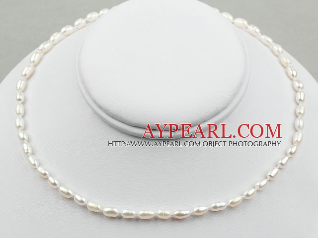 3-4mm de riz Blanc Forme d'eau douce collier de perles