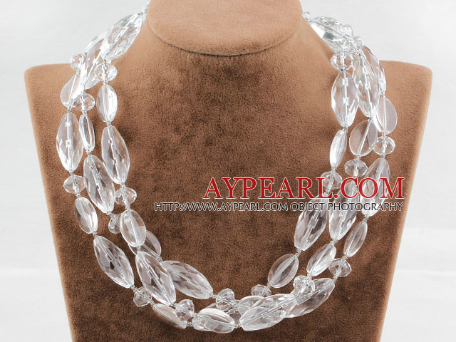 Drei Stränge Assorted Kristall Halskette mit Herz-Form-Schließe