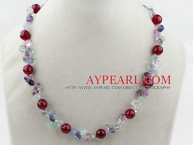 Assortiment arc-en-fluorite et cornaline Collier