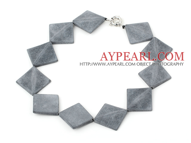 30*40mm grinding stone necklace with moonlight clasp