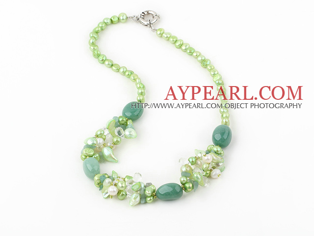 necklace with moonlight clasp Halskette mit Mondlicht Verschluss