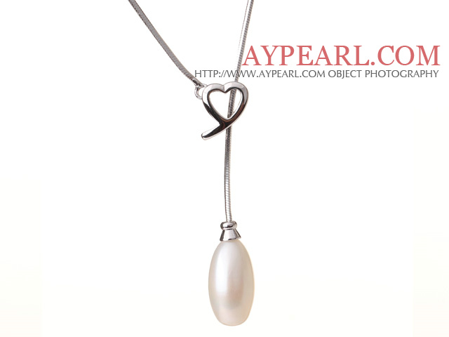 Elegant Style Natural Teardrop Shape White Pearl Pendant Necklace with Hear Charm and Thin Chain