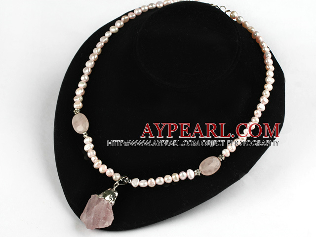 Rosa Freshwater Pearl Halsband med rosenkvarts Hänge (oregelbunden form)