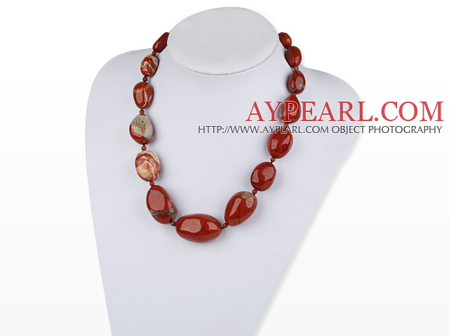12-25mm red gem graduated necklace with moonlight clasp