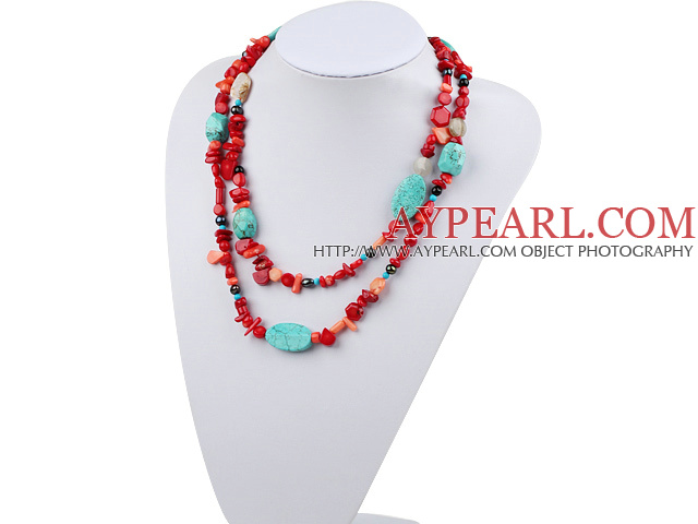 la mode and red coral necklace et collier de corail rouge