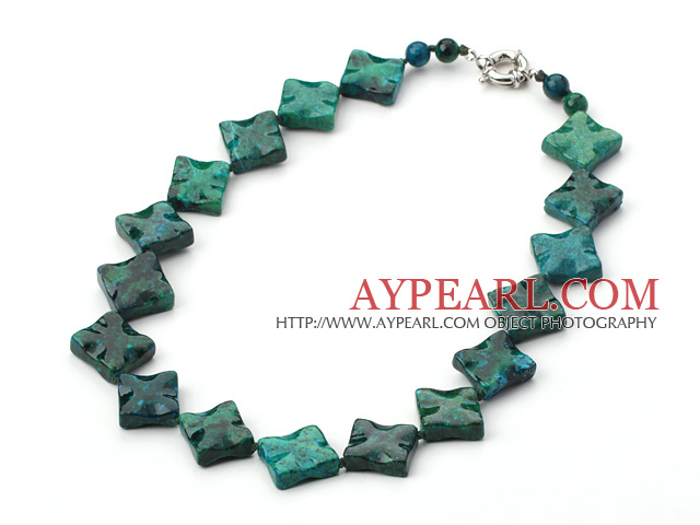 ecklace with moonlight clasp κολιέ με κούμπωμα σεληνόφως