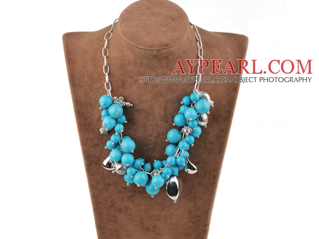 elegant blue turquoise necklce with metal chain and lobster clasp