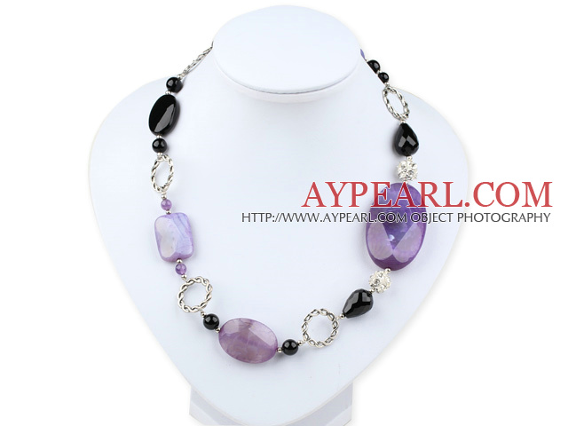 agate and loops necklace with moonlight clasp