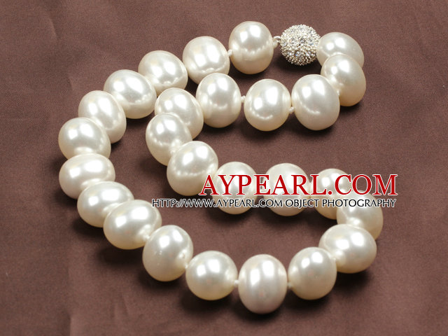 Chunky Big Potato Shape White Color Sea Shell Beads Necklace with Magnetic Clasp