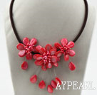 Watermelon Red Pearl Shell Blume Collier mit schwarzer Kordel