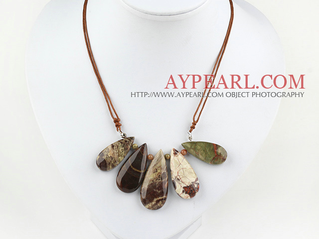 Simple de conception en forme de goutte océan Agate Collier