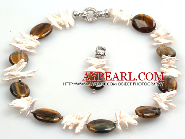 17.7 inches shinning black sea shell necklace with magnetic clasp