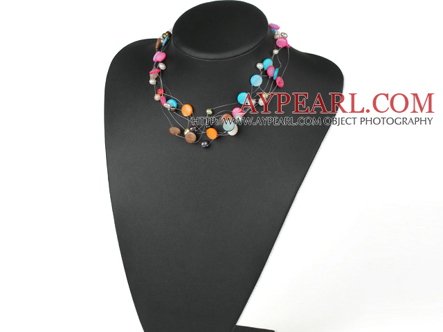 Fashion Multi Color Pearl And Disc Shell Hand-Knitted String Necklace With Toggle Clasp