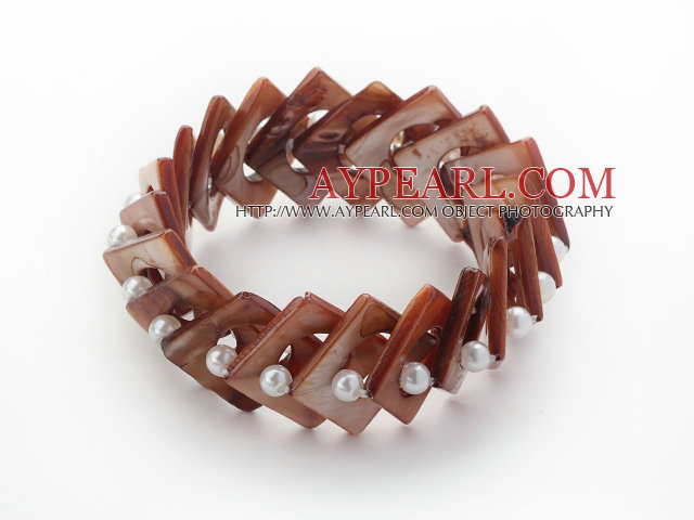 Kaffe Färg Donut Shell och vita pärlor Seashell Stretch Bangle Armband