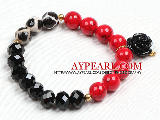 Enkel stil Single Strand Black Crystal Red Blood Stone handmålade Agate pärlor Stretch / Elastisk armband med blomma charm