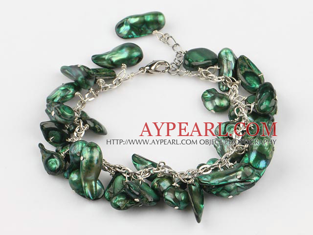 拡張可能なチェーンと不規則な形状を染めた濃い緑の真珠のブレスレット