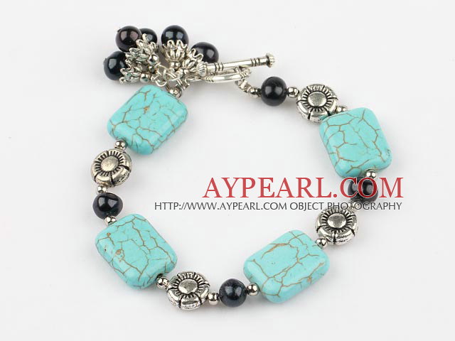 celet with toggle clasp bracelet avec fermoir