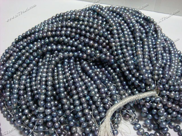 Pearl beads, cultured freshwater (dyed),black, 6-7mm round,sold per 15-inch strand.