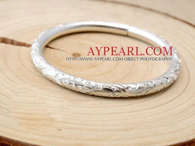 Classic Design Handmade 999 Sterling Silver Bangle Bracelet med Tree Peony mønster