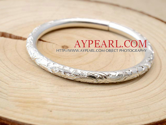 Classique main Conception 999 Sterling Silver Bangle Bracelet avec motif Pivoine