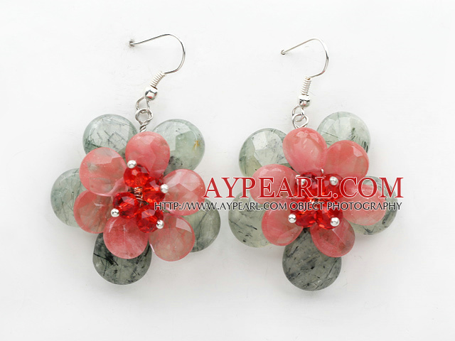 Facettes Prehnite et Cherryq Boucles d'oreilles en quartz en forme de fleur