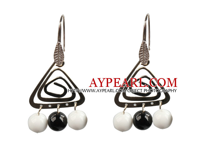 Popular Fashion Natural Black Agate And White Porcelain Earrings With Triangular Accessory