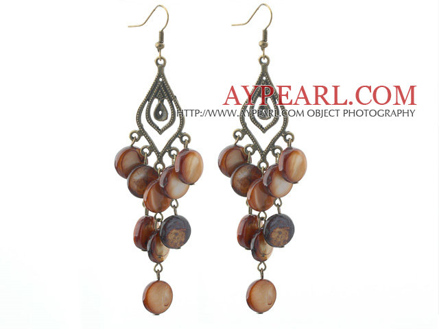 Style de Rhombus accessoire en forme vintage et plates ronde Brown Shell Boucles d'oreilles longues