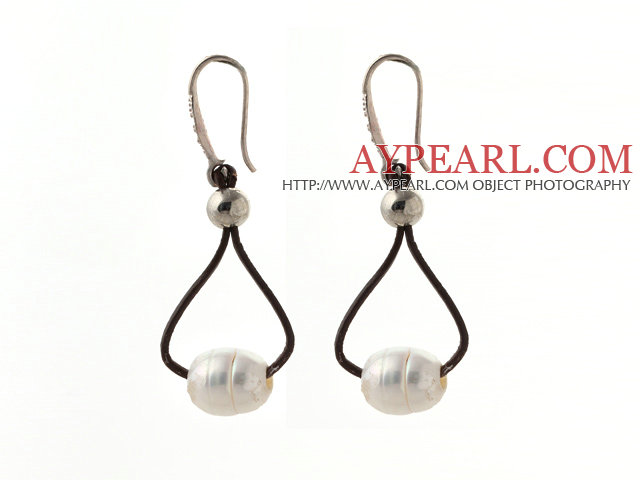 Simple Style 10-11mm White Freshwater Pearl and Brown Leather Earrings