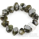 Natural Incidence Angle Green Garnet Stretch Bracelet with 925 Sterling Silver Accessory