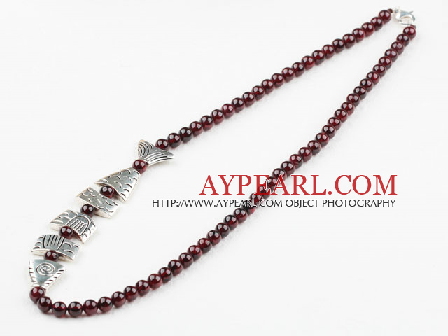 Вино красного цвета природных ожерелье гранат с Застежка серебро и Тибета аксессуары Серебряная рыба