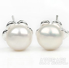 Fashion Style 6-7mm Natural White Freshwater Pearl Studs Earrings with Flower Shape Accessories