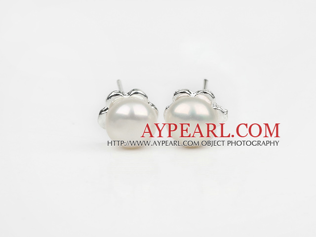 Fashion Style 6-7mm Natural White Freshwater Pearl Studs Earrings with Flower Shape Accessories