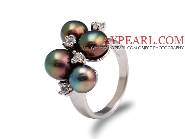 Fashion 7 - 9mm Natural Svart Ferskvann Pearl Metal Ring med Charming Rhinestone