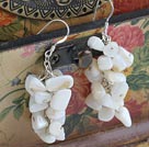Popular Cluster Style White Chipped Shell Link Dangle Earrings With Fish Hook